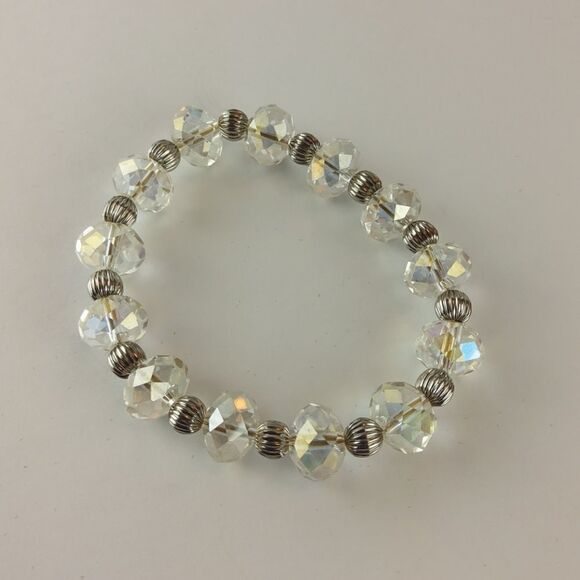 (3/$20) silvertone beaded and faux Pearl bracelets - Picture 2 of 10